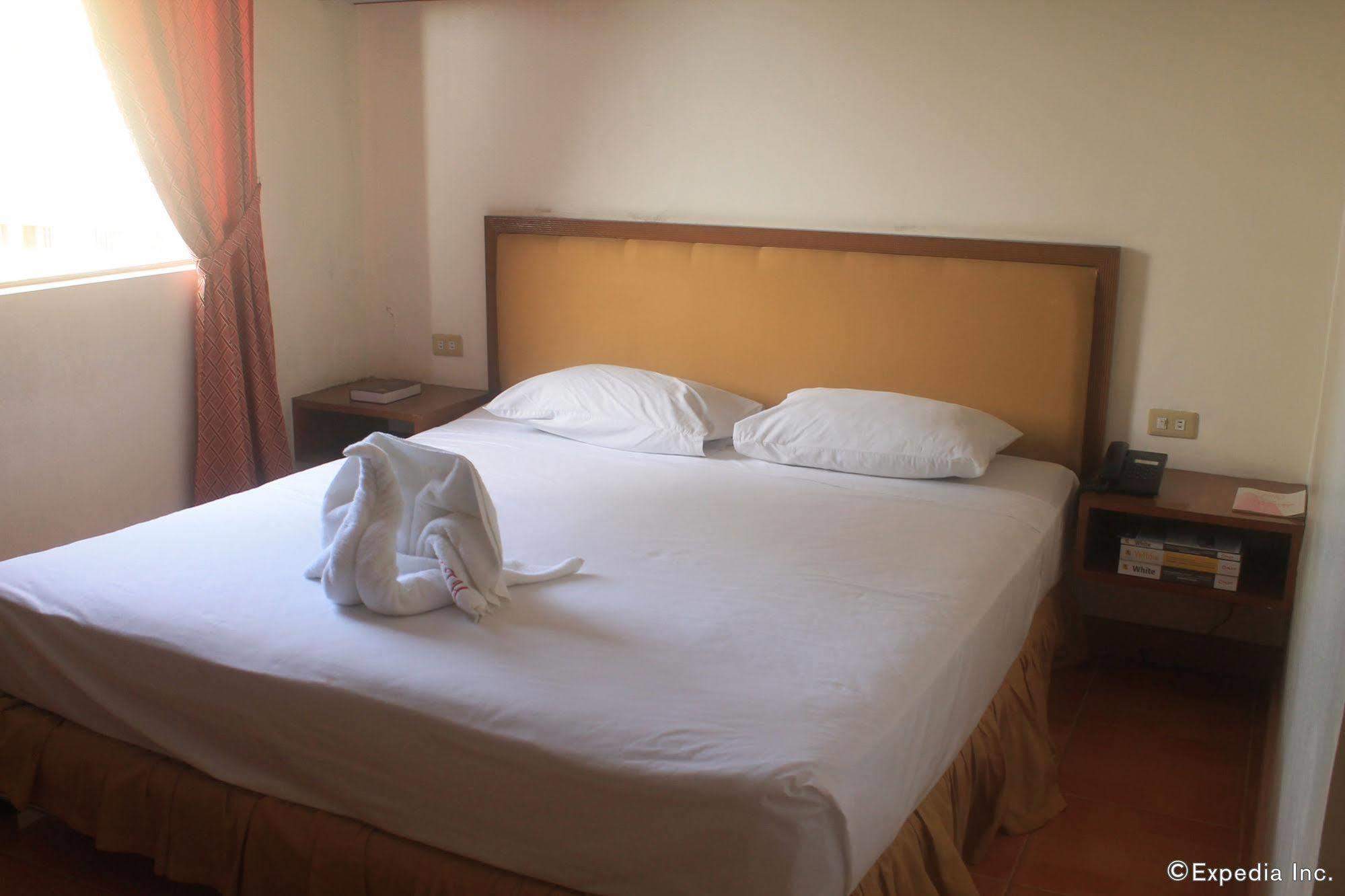 Taft Tower Hotel Manila Ngoại thất bức ảnh