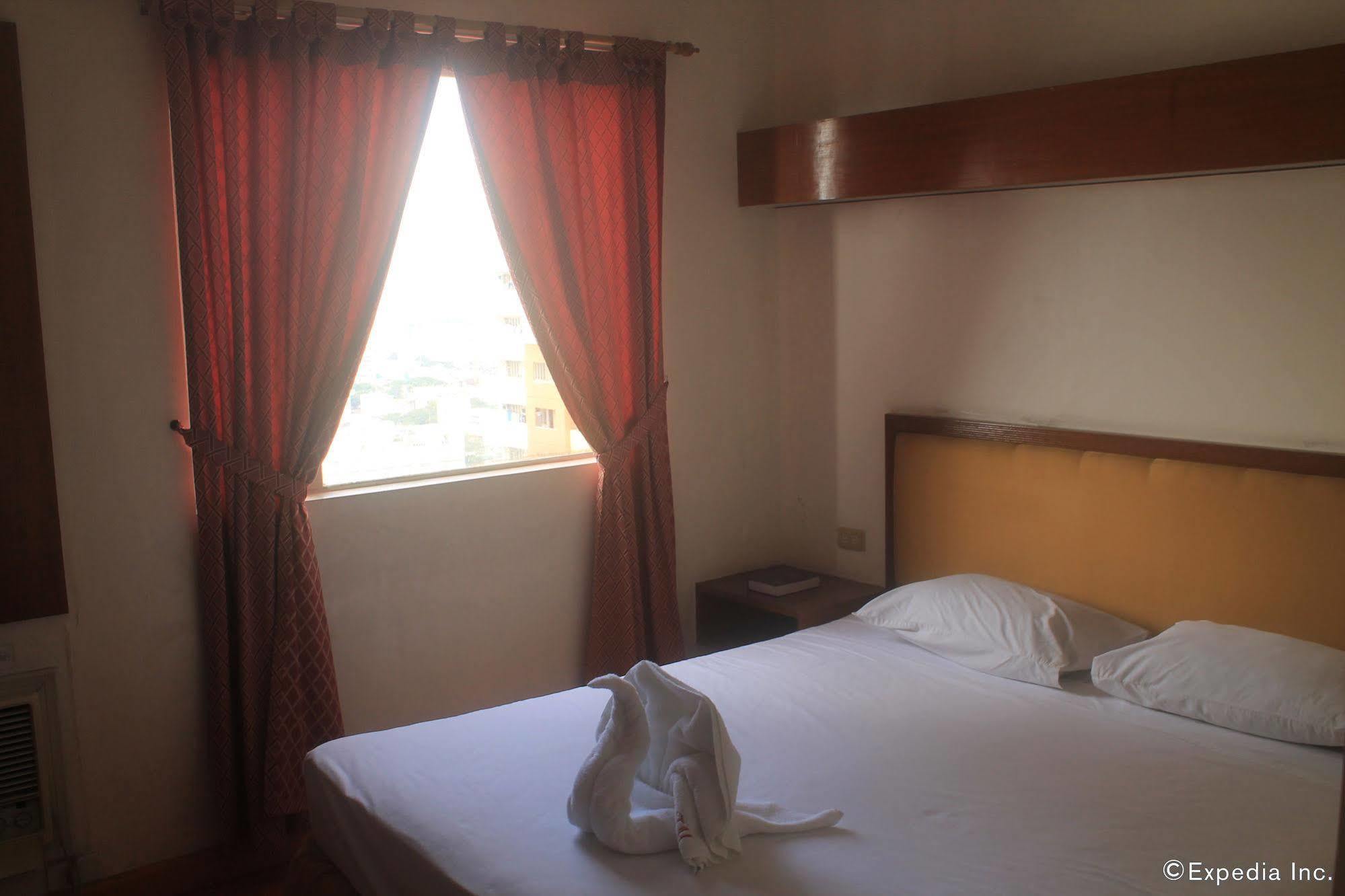 Taft Tower Hotel Manila Ngoại thất bức ảnh
