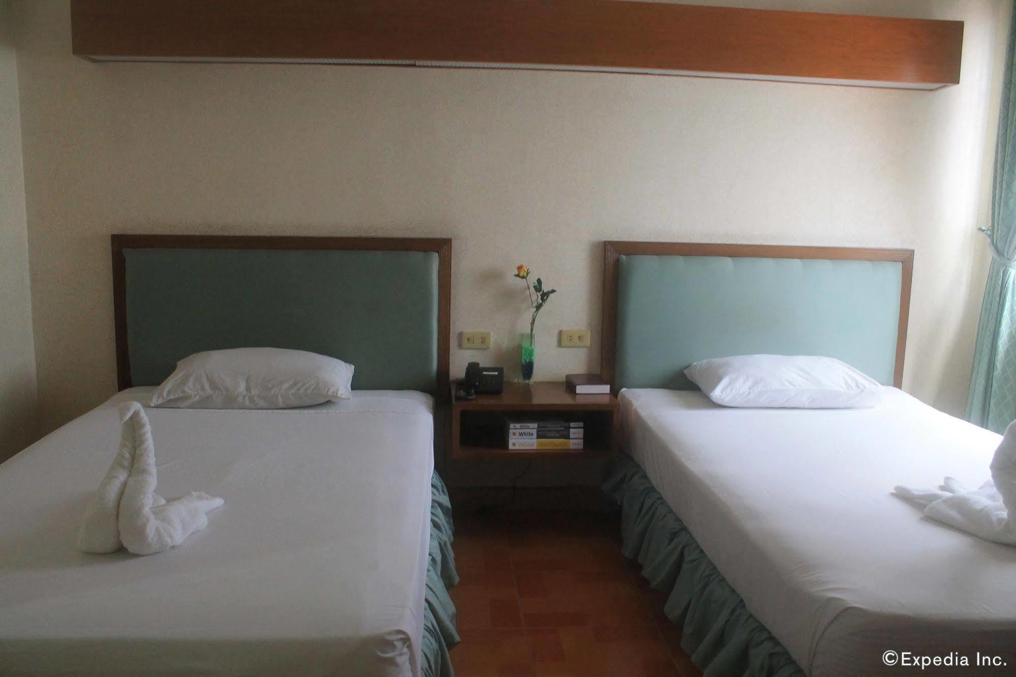 Taft Tower Hotel Manila Ngoại thất bức ảnh