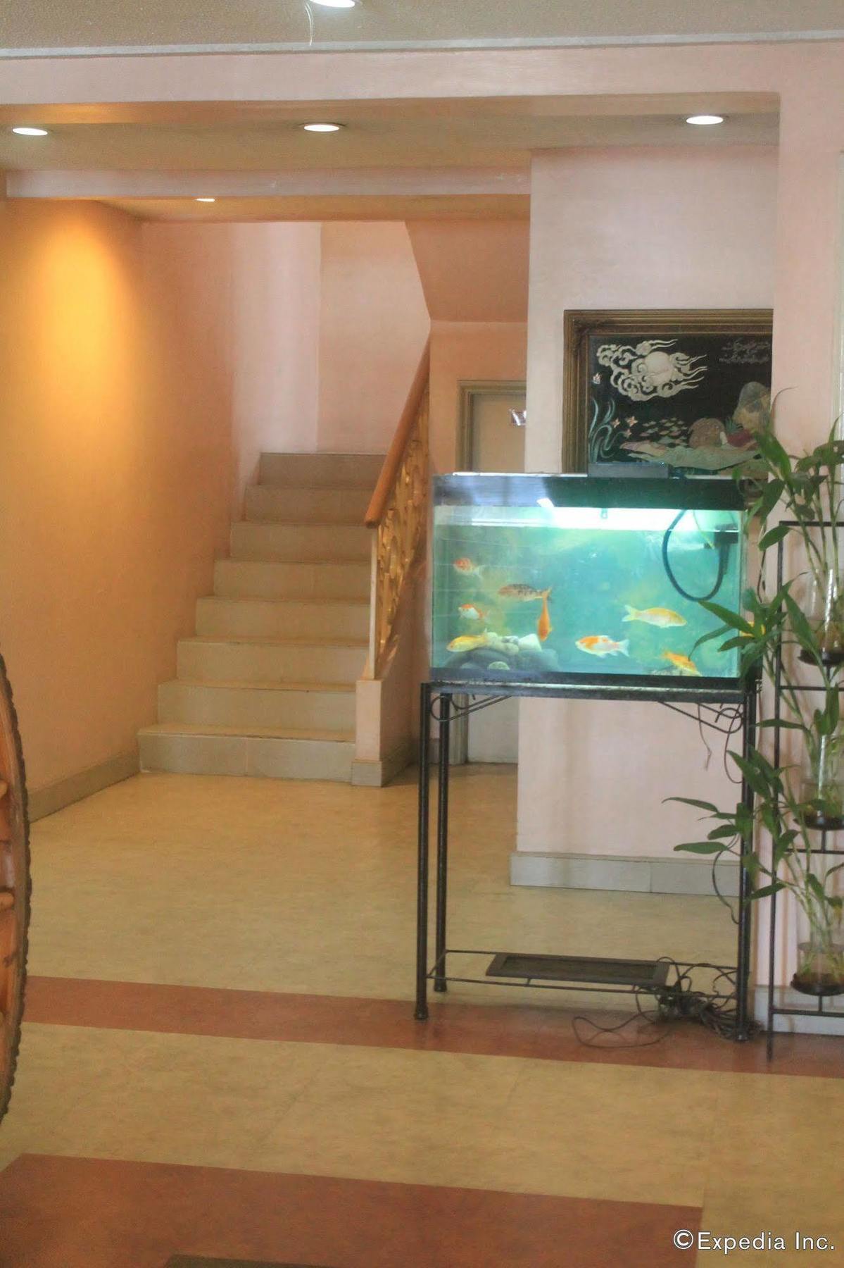 Taft Tower Hotel Manila Ngoại thất bức ảnh